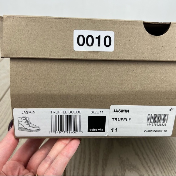 Dolce Vita Women's Jasmin Lace-Up Platform Sherpa Booties 11 Truffle Suede $150 - Picture 11 of 11